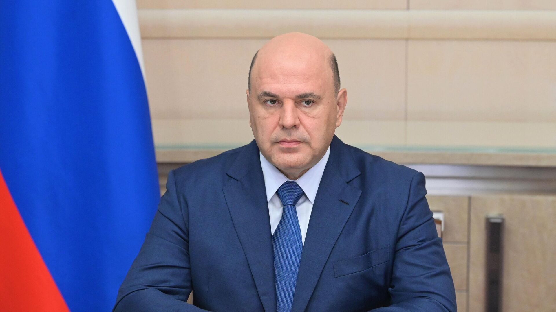 Мишустин подписал постановление о выплатах матерям-героиням