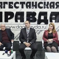 В Дагестане на пресс-конференции с врио министра образования и науки Яхья Бучаевым обсудили проблемы воспитания подростков