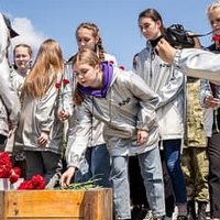 В «Океане» открыли памятник «Детям войны»!